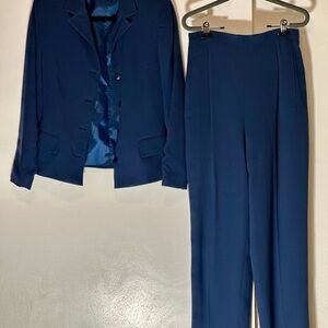 Harve Benard Navy Blazer